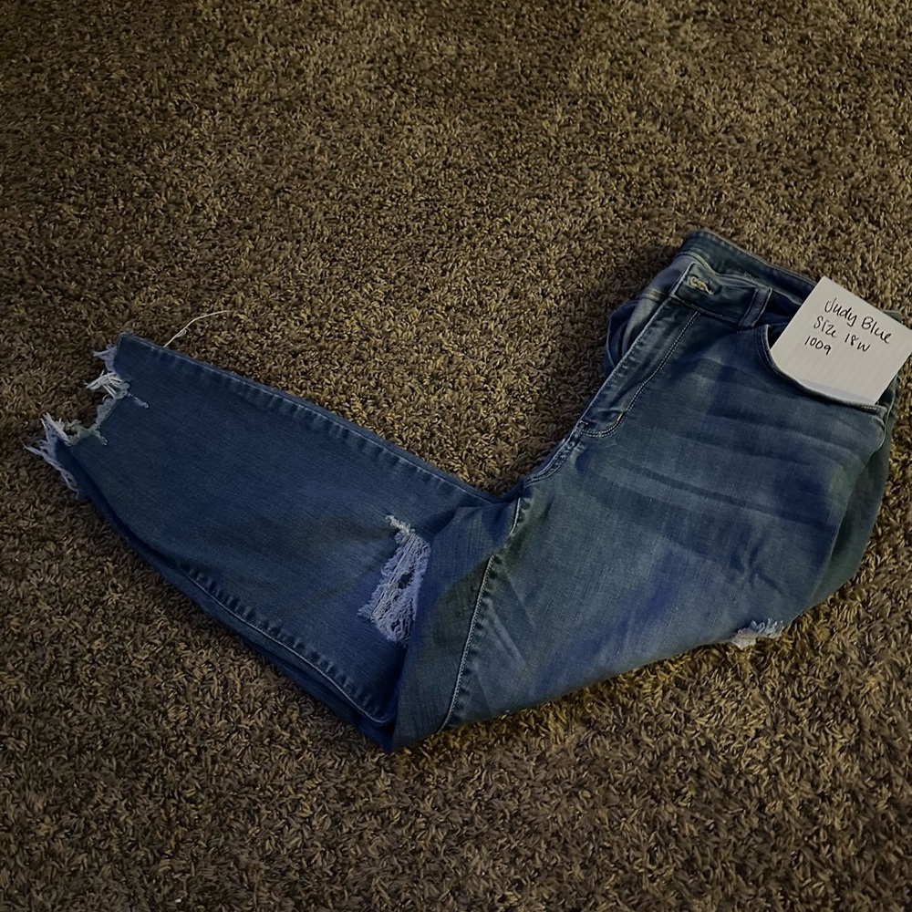 Judy Blue Women's Ripped Blue Skinny Jeans